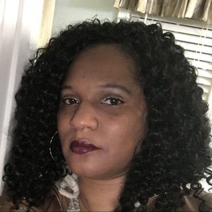 Meet your Posher, Valada